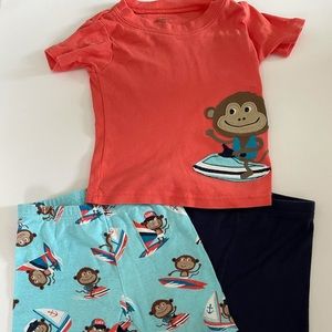 Carter’s pj set.